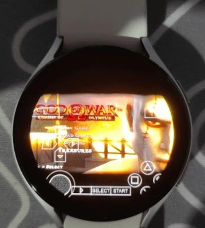 Пользователь запустил на смарт-часах Samsung Galaxy Watch 5 такие игры как GTA и God of War