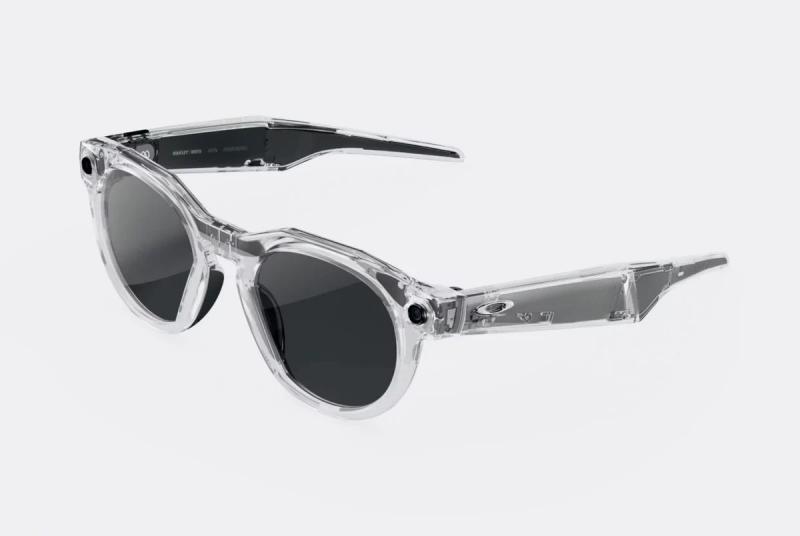 Компания Oakley совместно с запрещенной в РФ Meta представили новые ИИ-очки для активного образа жизни