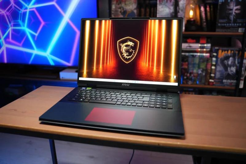 MSI Titan 18 HX AI A2XWX: Ноутбук с титанической работоспособностью