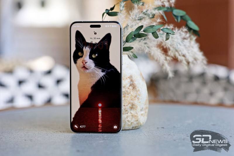 Первый складной iPhone может не только задержаться, но и получить дисплей более скромных размеров