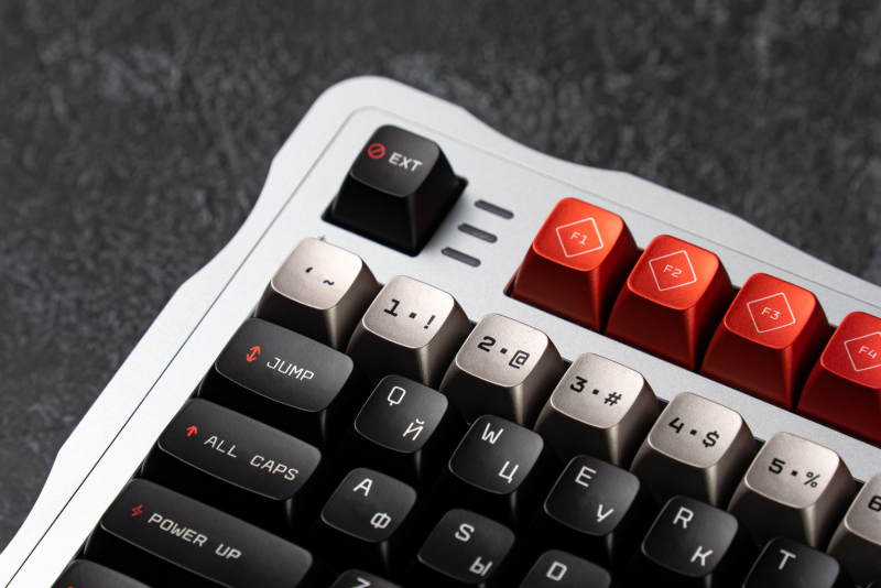 В России представили титановую клавиатуру для геймеров за 500 000 рублей