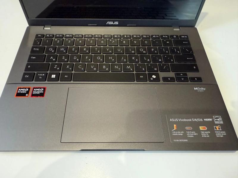 Обзор ASUS Vivobook S14 OLED: тонкий, мощный и недорогой. Такое вообще бывает?