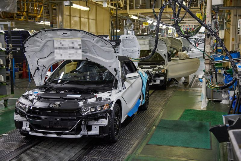 В январе Honda приостановит выпуск автомобилей в Японии и Китае из-за дефицита чипов