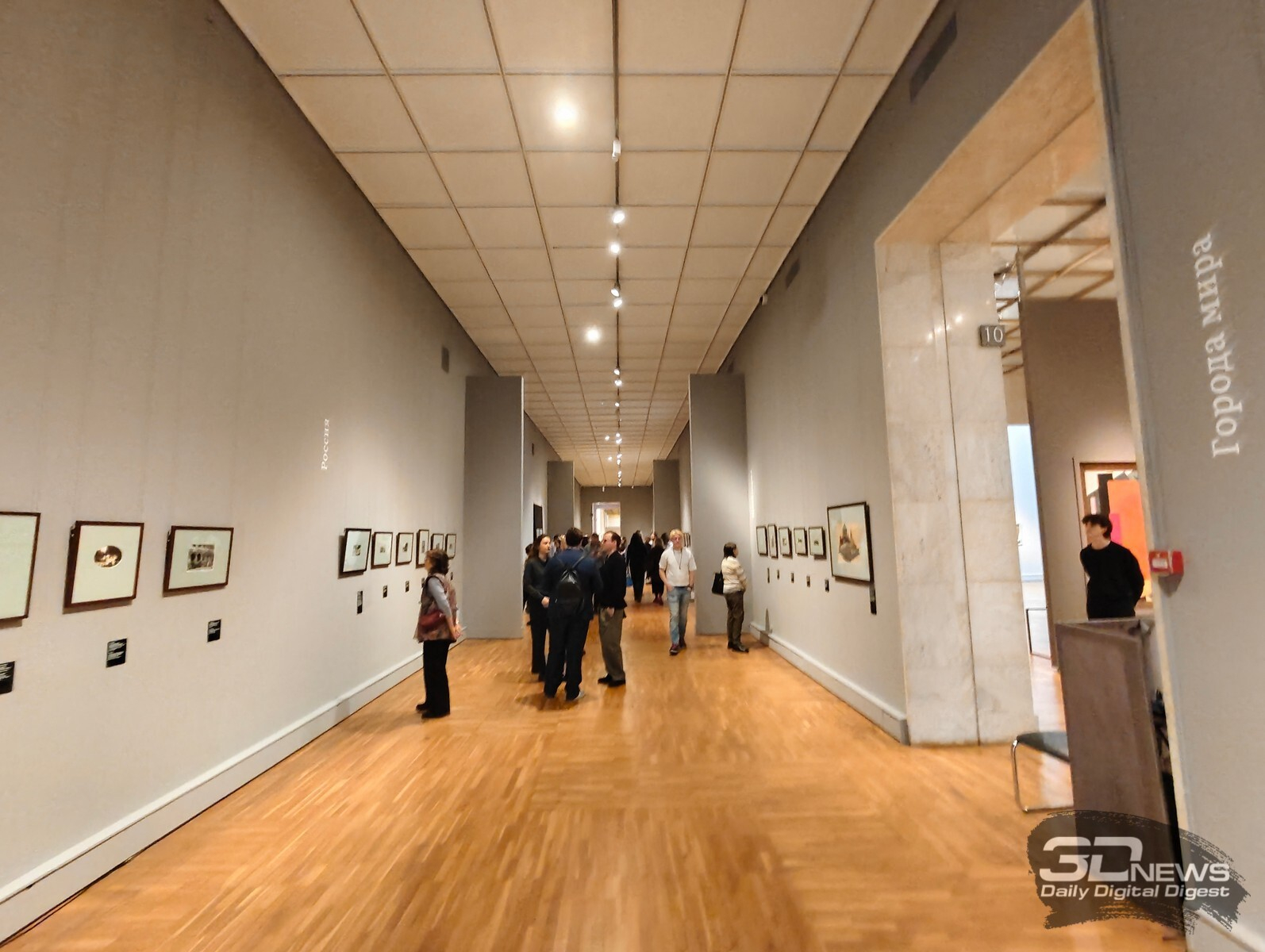 Россияне стали меньше тратить на iPhone &mdash; деньги уходят Samsung и китайским брендам